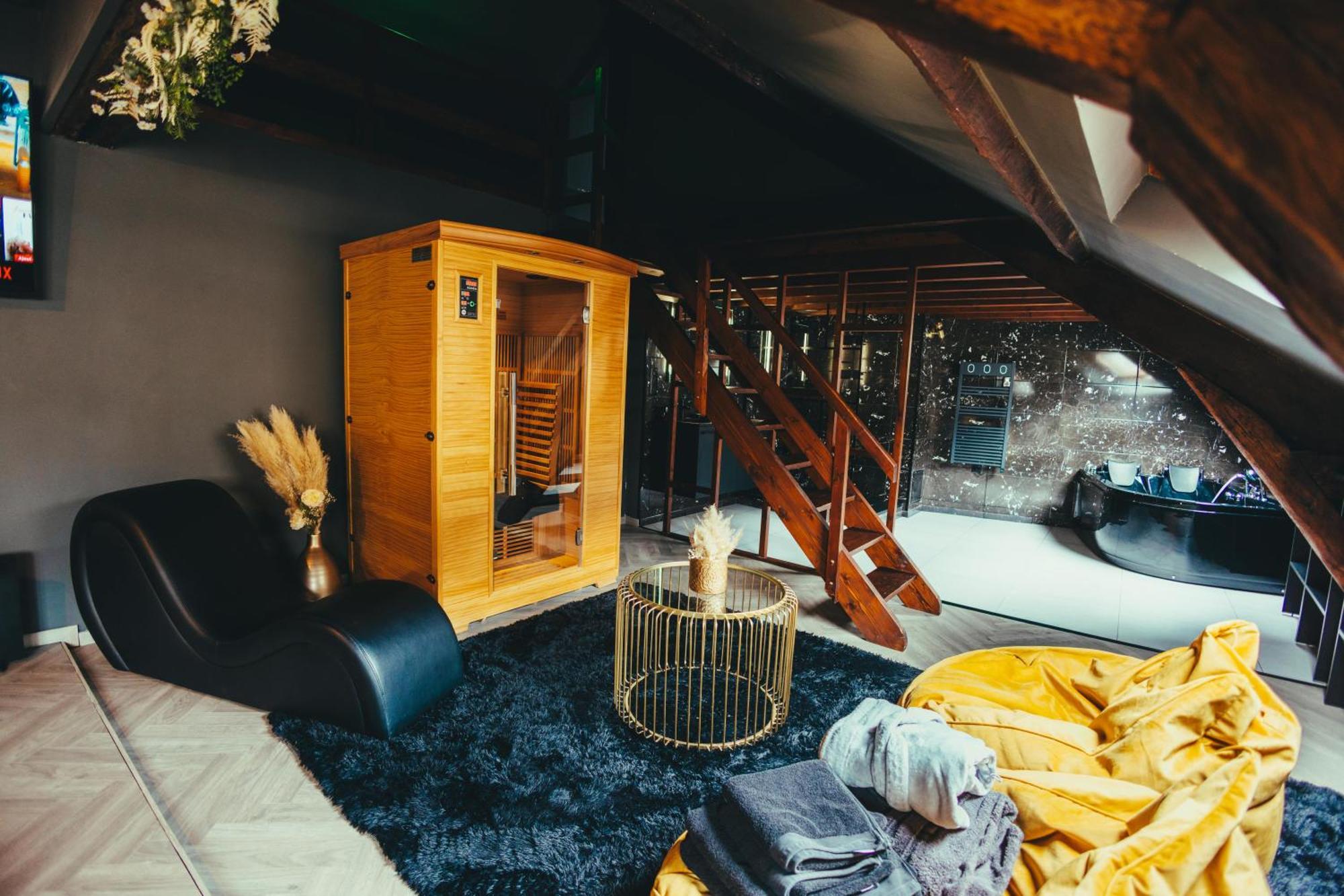 La Marble Room - Suite Balneo & Sauna Angers Exterior foto